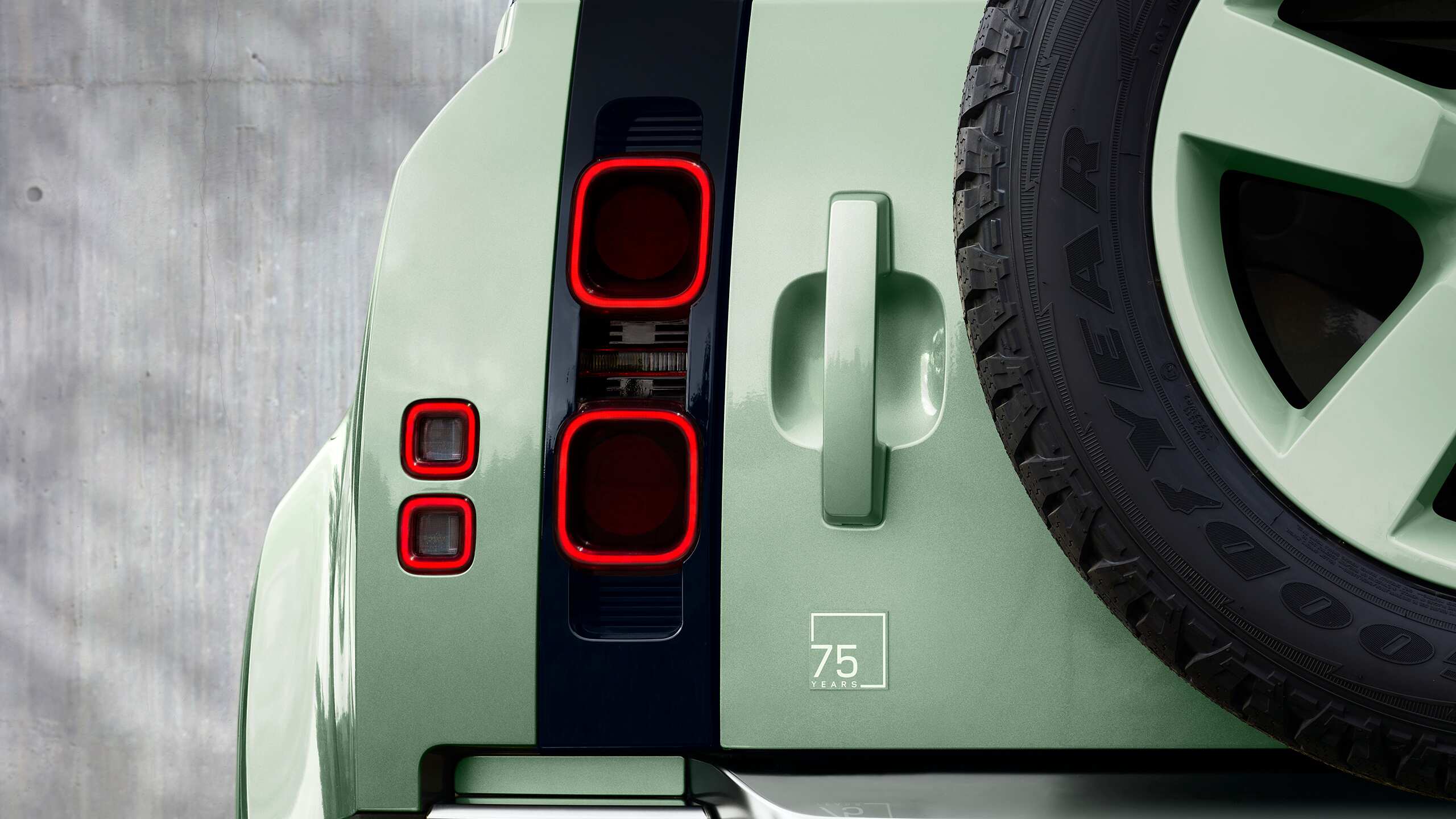 DEFENDER