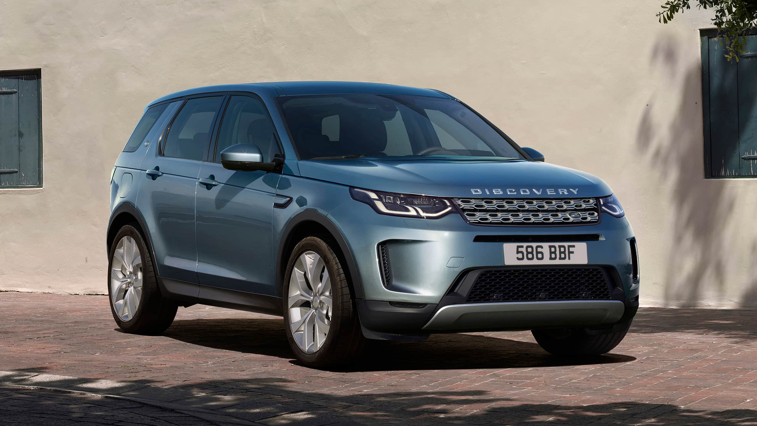 Discovery Sport in Blue